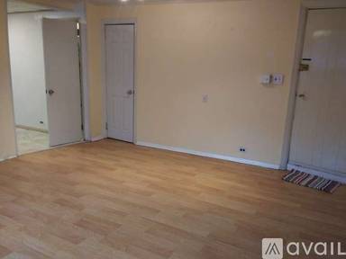 Main picture of 1651 Barnes Ave