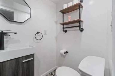 Main picture of 58B Suburbia Dr