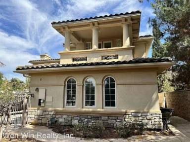 Main picture of 530 Ruth Cir