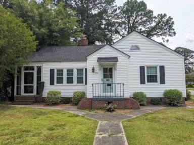 Main picture of 901 Jones Ave