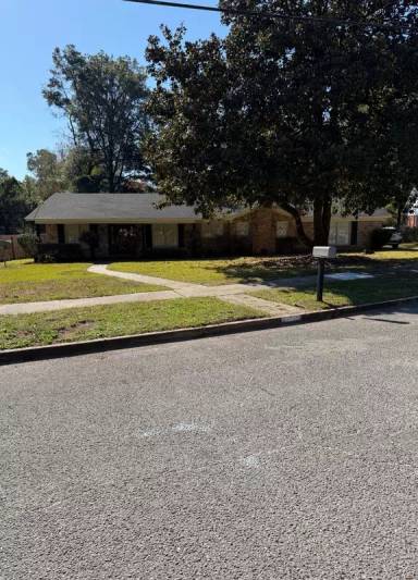 Main picture of 4925 Janice Dr