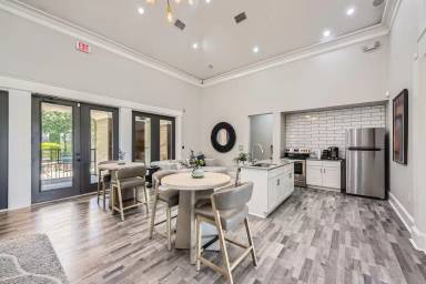 Main picture of Round Grove