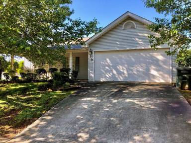 Main picture of 307 Harvestwood Ct