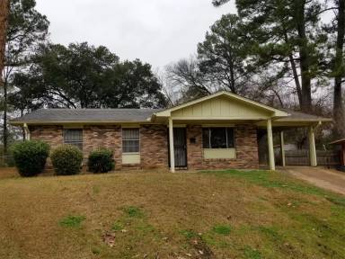 Main picture of 242 Cherry Hill Dr