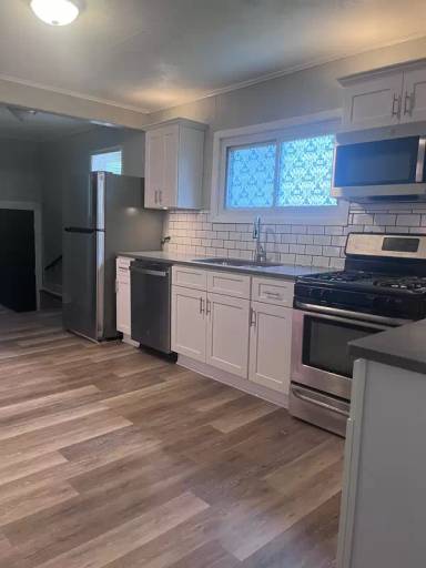Main picture of 119 Greenwood Pl
