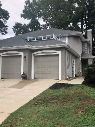 Main picture of 820 E Willow Point Pl