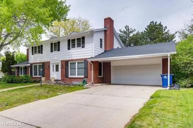 Main picture of 3730 S Hillcrest Dr