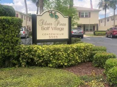 Main picture of Silver Pines Apartments