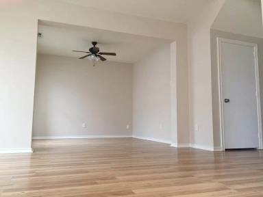 Main picture of 1609 Creekside Ave