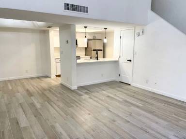 Main picture of 5402 E Windsor Ave