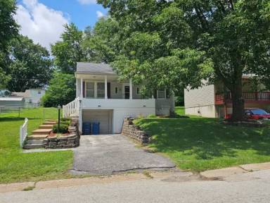 Main picture of 25 N Marguerite Ave