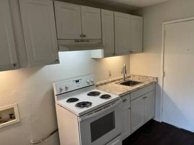 Main picture of 734 7th Ave