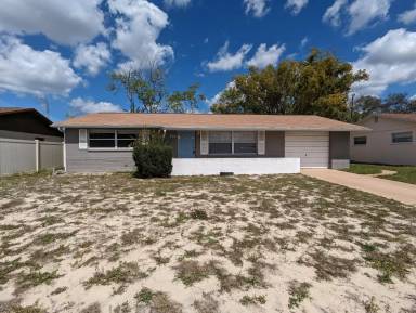 Main picture of 7915 Eugene Dr