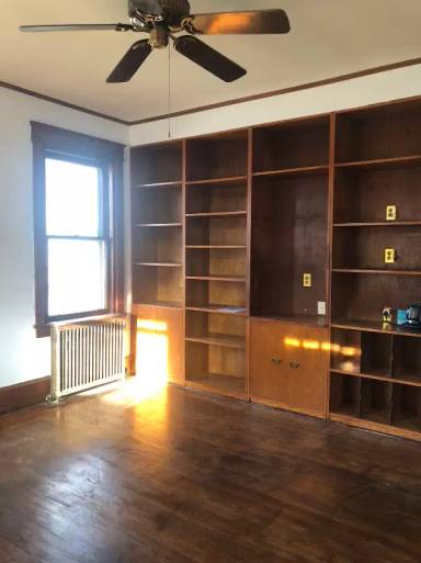 Main picture of 613 10th Ave