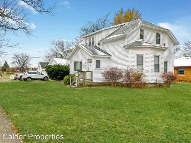 Main picture of 1765 Barclay St