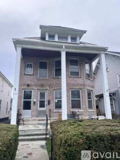 Main picture of 1231 Parkwood Blvd