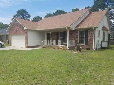 Main picture of 400 Silver Oaks Dr