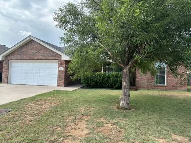 Main picture of 210 Sugarloaf Ave