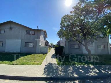 Main picture of 1855 Emma Lee Ln