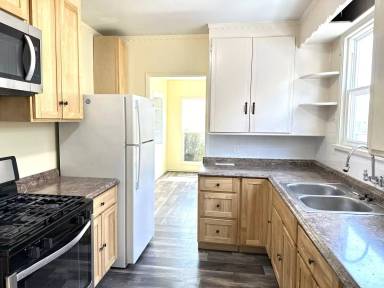 Main picture of 8120 Idlewood St