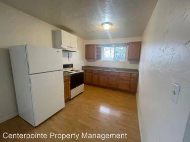 Main picture of 381 SE Darrell Ave
