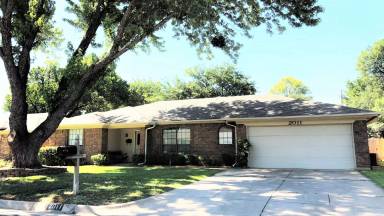 Main picture of 2011 Friar Tuck Dr