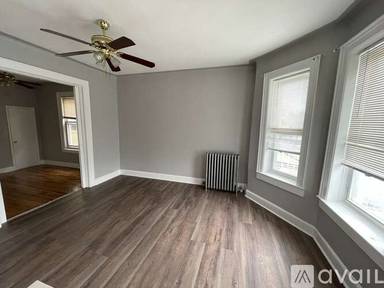 Main picture of 8813 104th St