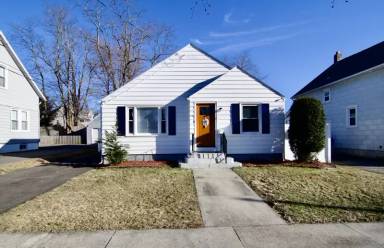 Main picture of 49 Rimmon Ave