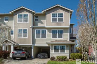 Main picture of 6873 Holly Park Dr S