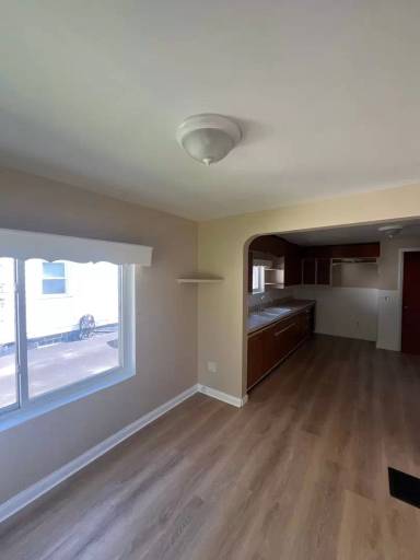 Main picture of 31 Ellsinore St