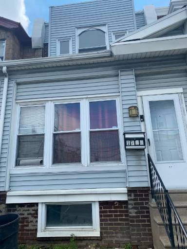 Main picture of 1708 S 54th St