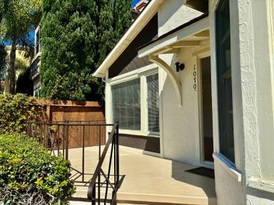 Main picture of 1070 Diamond St