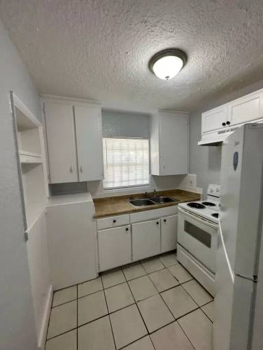 Main picture of 310 Acosta St