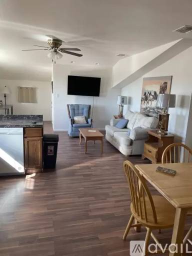 Main picture of 1100 Mitchell Pl