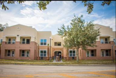 Main picture of Dozier Apartments - 102