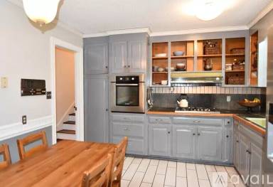 Main picture of 224 Mockingbird Ln