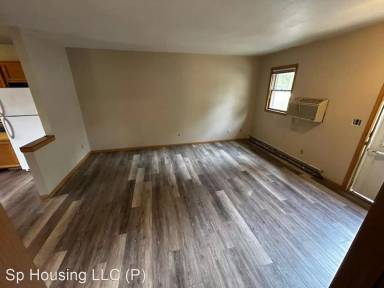 Main picture of 3124 Whiting Ave