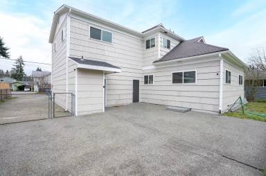 Main picture of 420 133rd St S