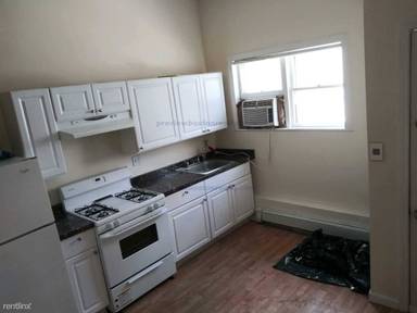 Main picture of 229 London St