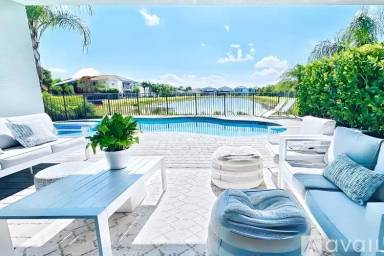 Main picture of 15377 Green River Ct