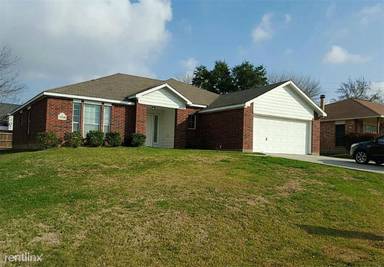 Main picture of 13168 Skyline Dr