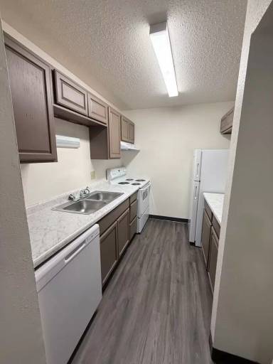 Main picture of 3010 18th St S
