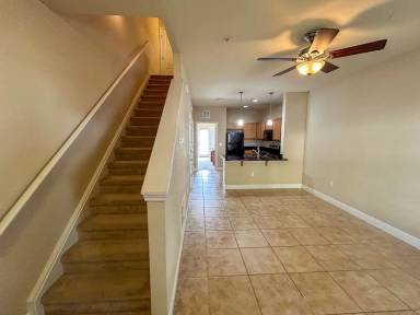 Main picture of 2942 SW 35th Pl
