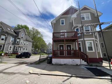 Main picture of 246 Federal St