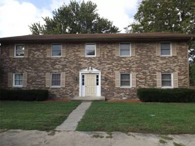 Main picture of 90 S Grant St