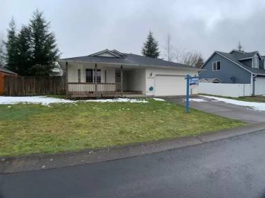 Main picture of 1913 NW 31st Way