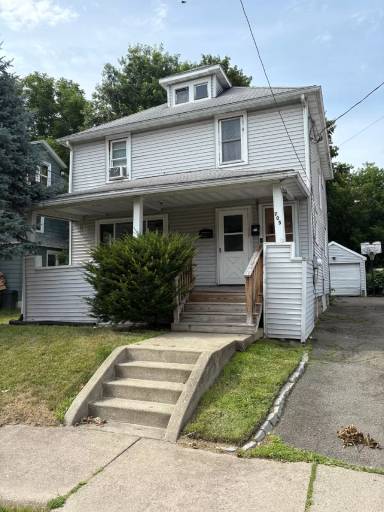 Main picture of 705 Broad St