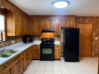Main picture of 602 Howell St