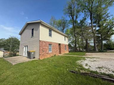 Main picture of 1110 S Park Ave