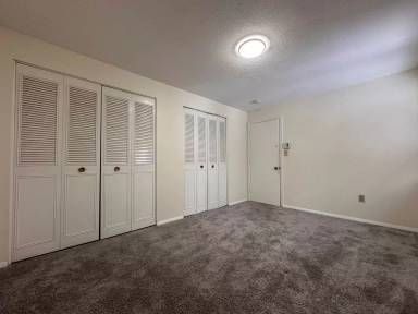 Main picture of 5 Gorham Ave